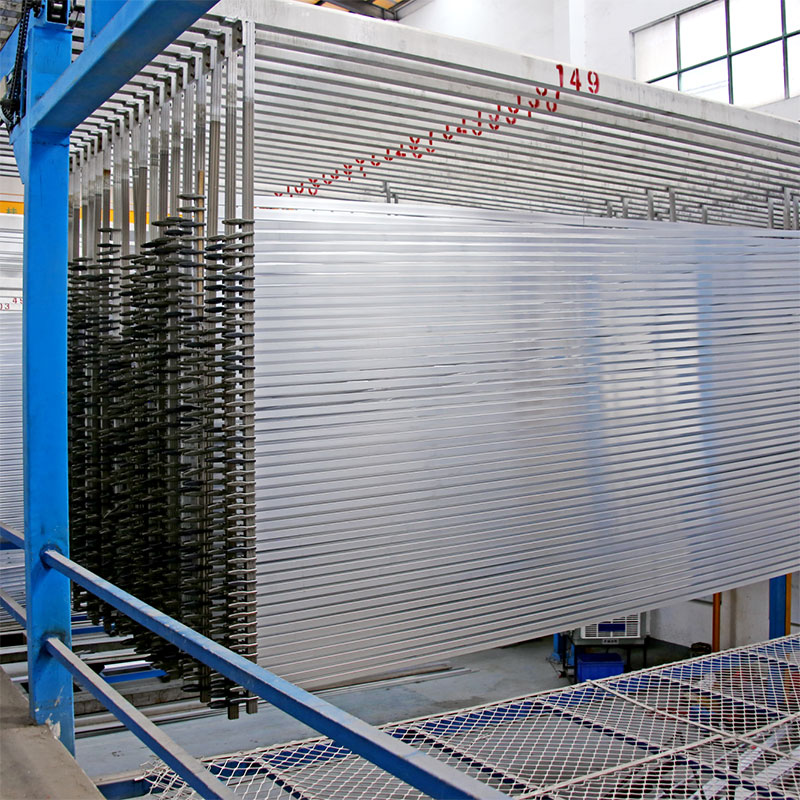 氧化、電泳生產(chǎn)線